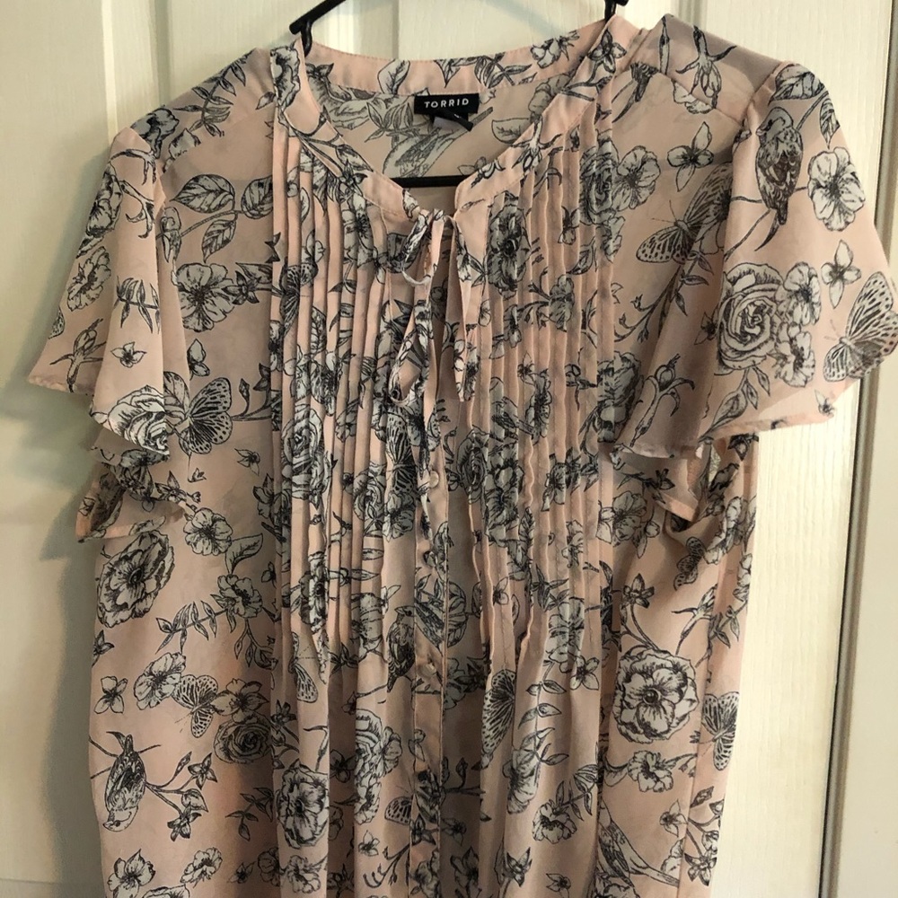 torrid floral blouse